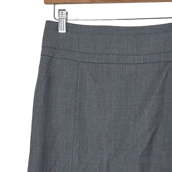 H&M | Gray mild stretch lined A-line skirt size small - Picture 2 of 11